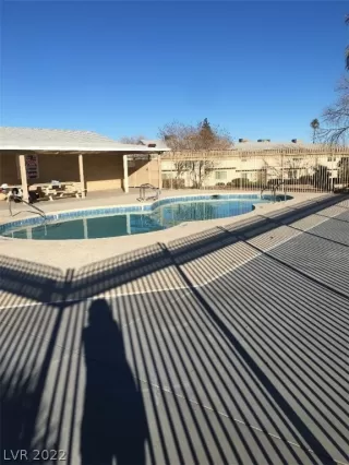 Photo #3: 2360607 Listing