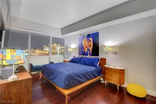 Photo #4: 2360615 Listing 