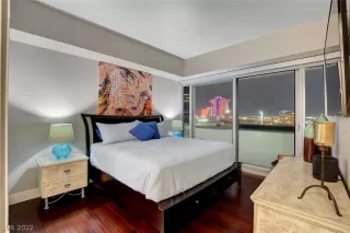 Photo #5: 2360615 Listing 