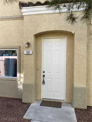 Photo #1: 2360619 Listing 