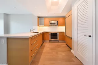 Photo #2: 2360655 Listing