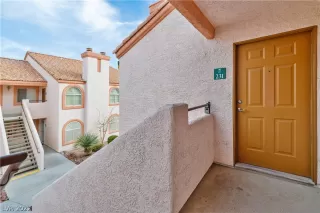 Photo #1: 2360721 Listing 