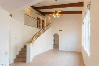 Photo #5: 2360729 Listing 