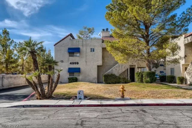 MLS: 2360765 Condo For Sale