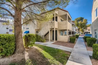 Photo #1: 2360765 Listing