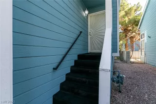 Photo #2: 2360815 Listing 