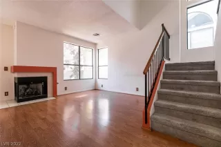 Photo #6: 2360815 Listing 