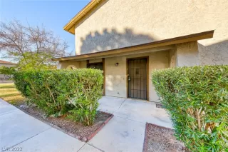 Photo #2: 2360830 Listing 