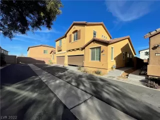 Photo #1: 2360836 Listing 