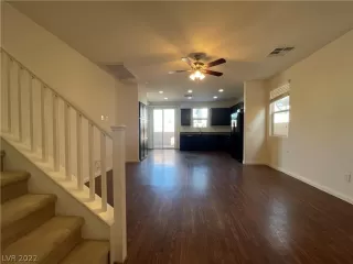 Photo #4: 2360836 Listing 