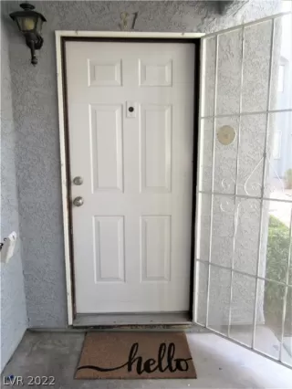 Photo #2: 2360840 Listing