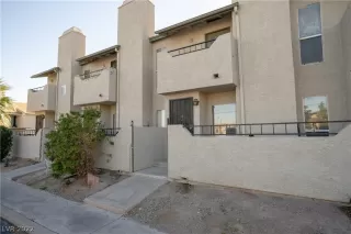 Photo #1: 2360847 Listing 