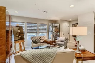 Photo #3: 2360849 Listing 