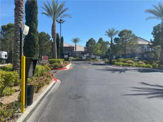 Photo #1: 2360896 Listing