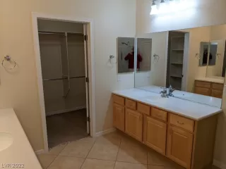 Photo #6: 2360943 Listing 