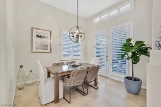 Photo #1: 2360951 Listing 