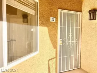 Photo #2: 2360987 Listing