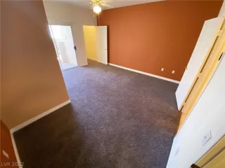 Photo #2: 2361032 Listing 