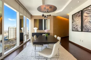 Photo #6: 2361033 Listing 