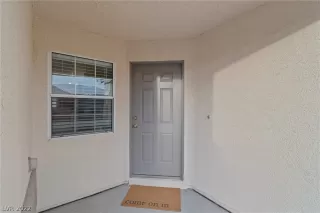 Photo #3: 2361064 Listing