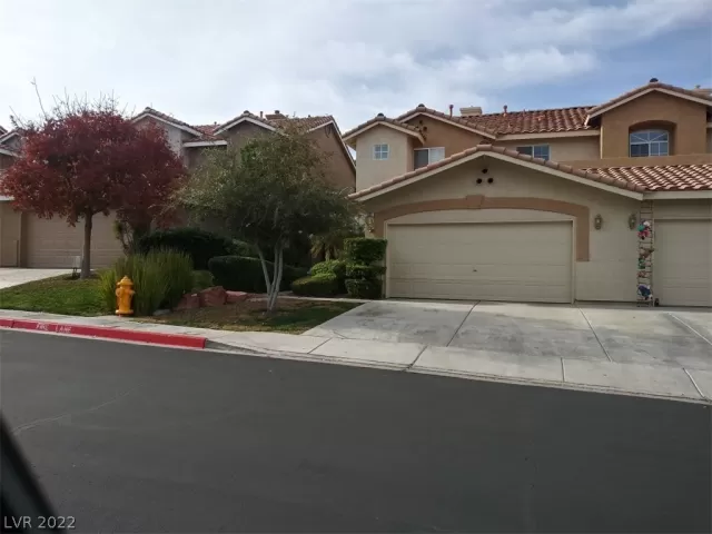 MLS: 2361074 Condo For Sale