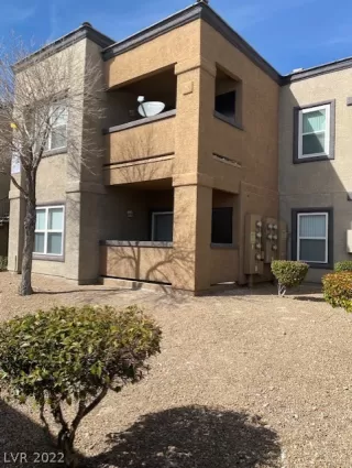 Photo #1: 2361102 Listing 