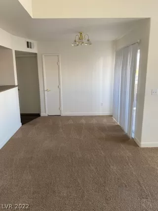 Photo #3: 2361102 Listing 