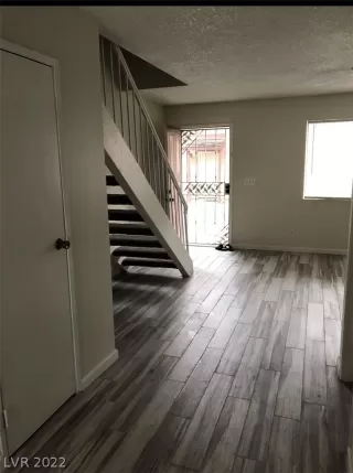 Photo #3: 2361138 Listing 