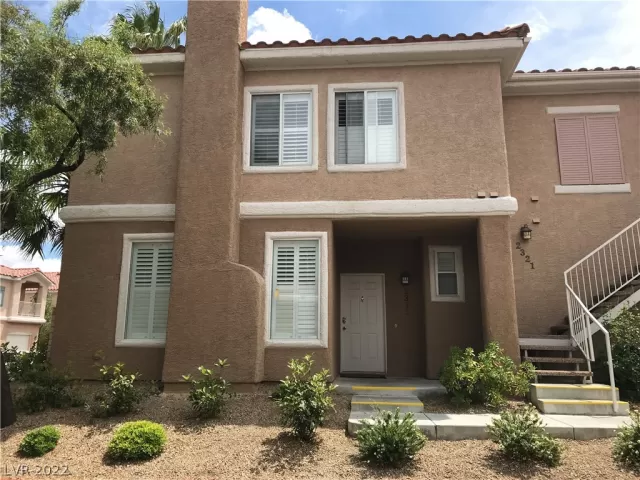 MLS: 2361139 Condo For Sale