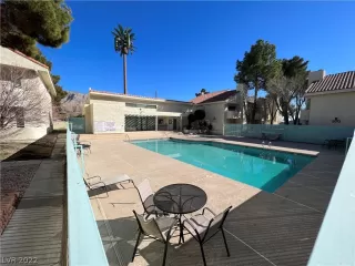 Photo #3: 2361142 Listing 