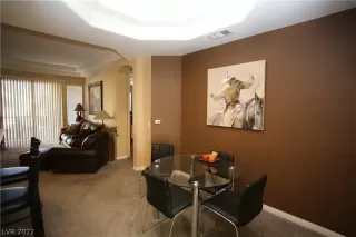 Photo #4: 2361163 Listing