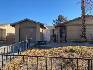 Photo #1: 2361180 Listing 
