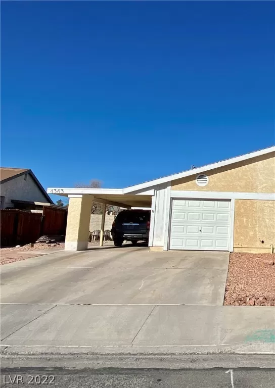 MLS: 2361181 Condo For Sale