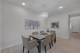 Photo #6: 2361239 Listing 