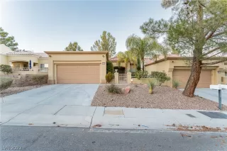 Photo #1: 2361247 Listing 