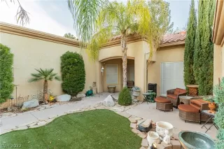 Photo #6: 2361247 Listing 