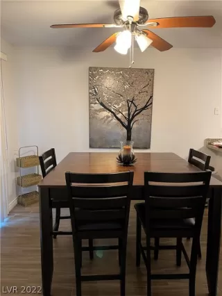 Photo #5: 2361293 Listing 