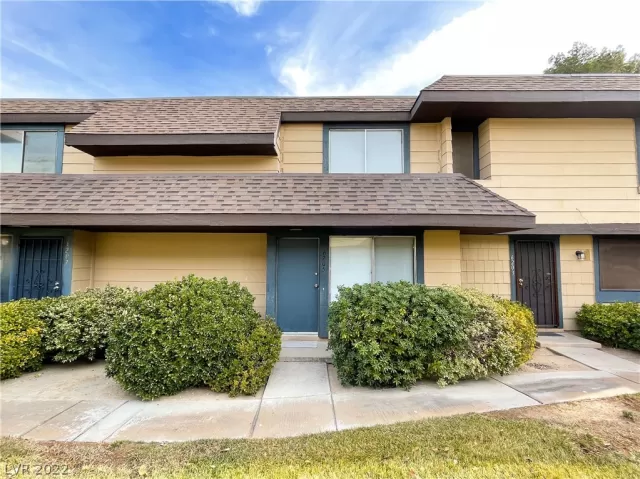 MLS: 2361368 Condo For Sale