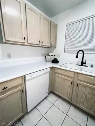 Photo #1: 2361413 Listing