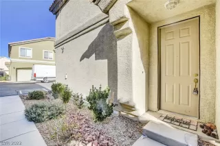 Photo #1: 2361523 Listing