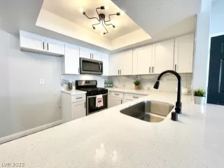 Photo #3: 2361526 Listing