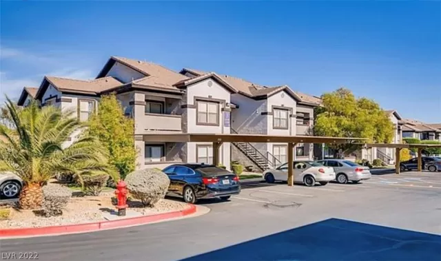 MLS: 2361530 Condo For Sale