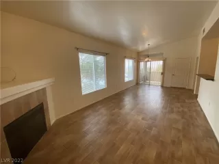 Photo #1: 2361536 Listing 