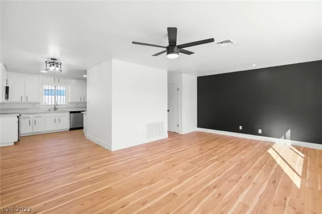 MLS: 2361543 Condo For Sale