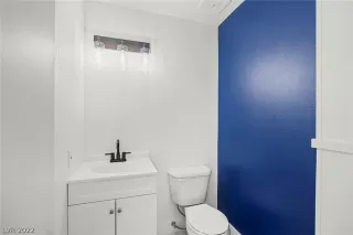 Photo #6: 2361543 Listing