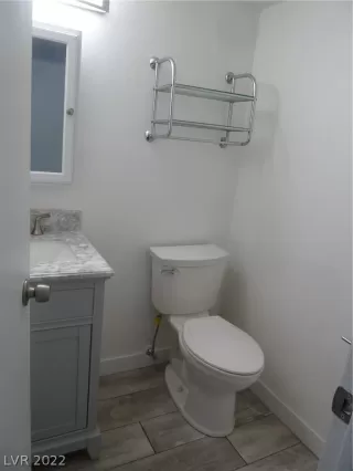 Photo #5: 2361605 Listing 