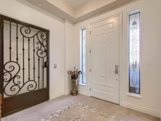 Photo #3: 2361636 Listing