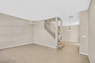 Photo #3: 2361653 Listing 