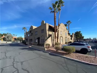 Photo #1: 2361675 Listing 