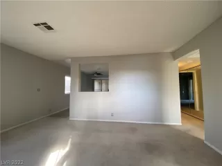 Photo #5: 2361675 Listing 